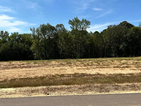 9 Pebble View Dr #9, Byhalia, MS 38611