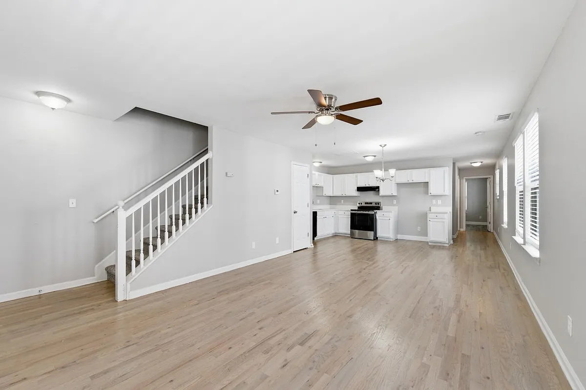 Unit Photo - 1177 Arlington Ave SW #A