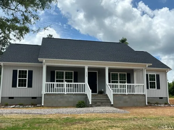 1247 Roanoke Chapel Rd, Littleton, NC 27850