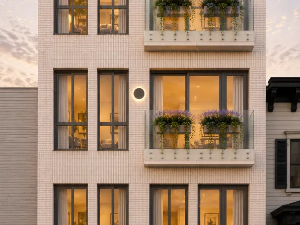 112 Huron Street