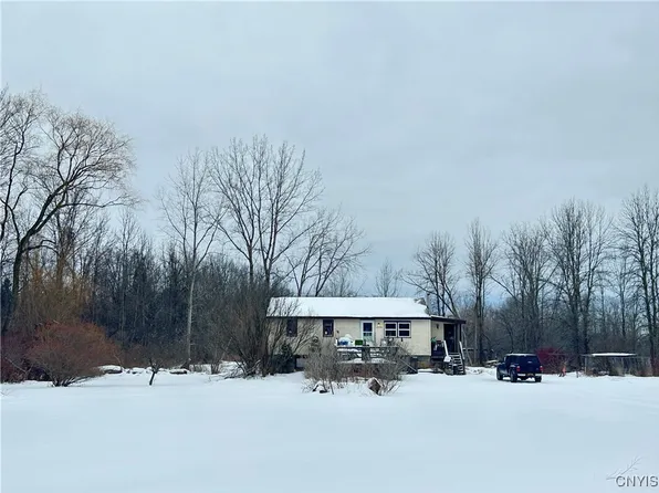 8598 Whitelaw Rd, Canastota, NY 13032