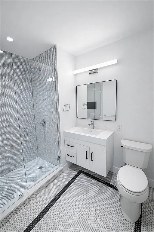 Building Photo - 1121 Dorchester Ave #302