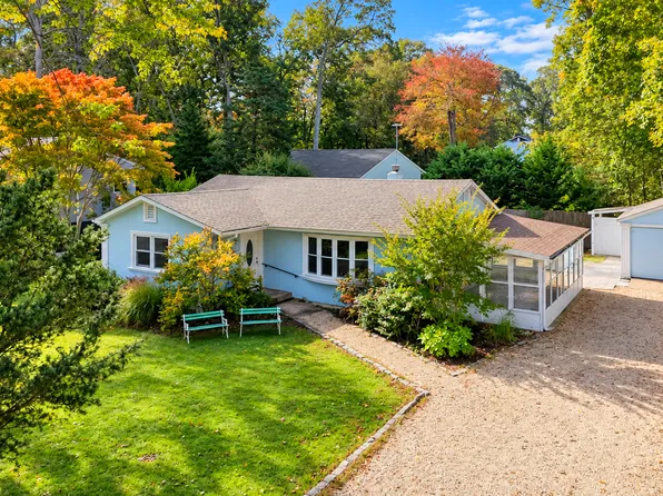 430 Grove Rd, Southold, NY 11971