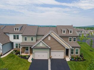 11 Sloan Rd #206, Flemington, NJ 08822