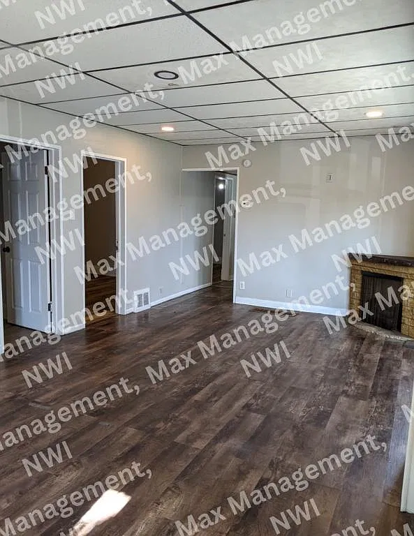 522 Emlyn Pl — Photo 3