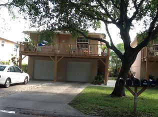 2505 1st St #W, Indian Rocks Beach, FL 33785