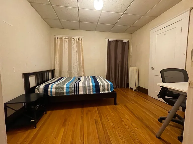 44 Maple St #1 — Photo 3