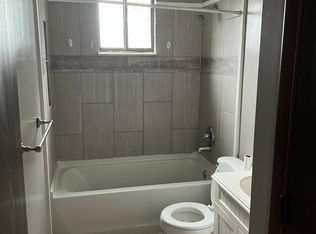 42 Forest Dr #112, Parkersburg, WV 26104