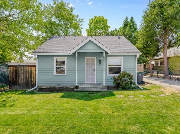 512 Austin St, Medford, OR 97501