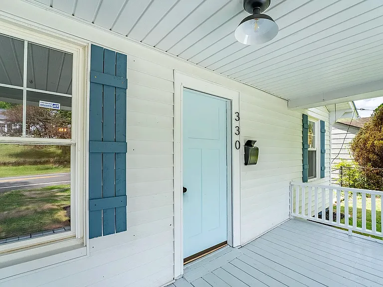 330 Chickamauga Ave — Photo 4