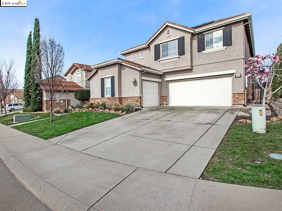 1st image of 408 China Rose Ct