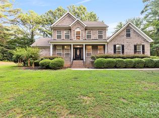 2012 Chameleon Rd, York, SC 29745