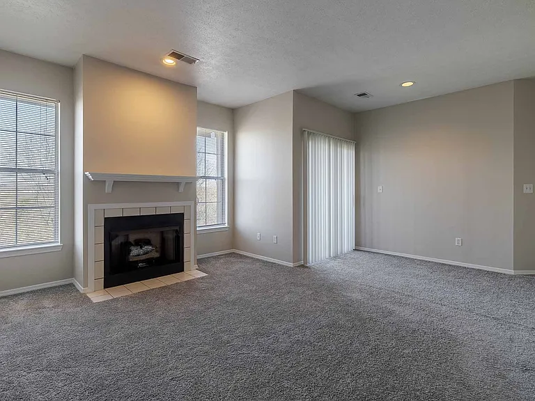 Highlands of Montour Run Apartment Homes — Photo 15