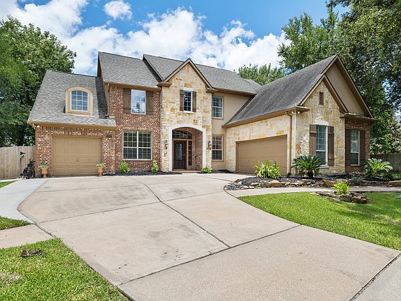 2nd image of 3802 Shindler Ct