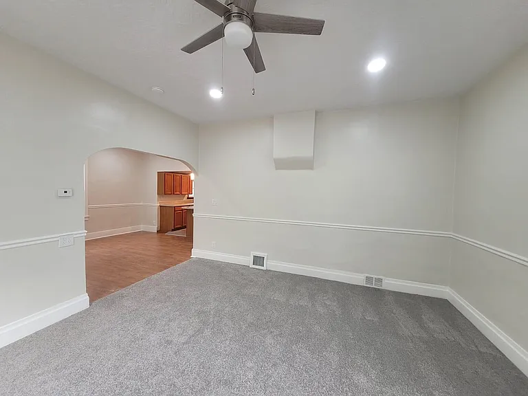 1018 E Linden Ave — Photo 10