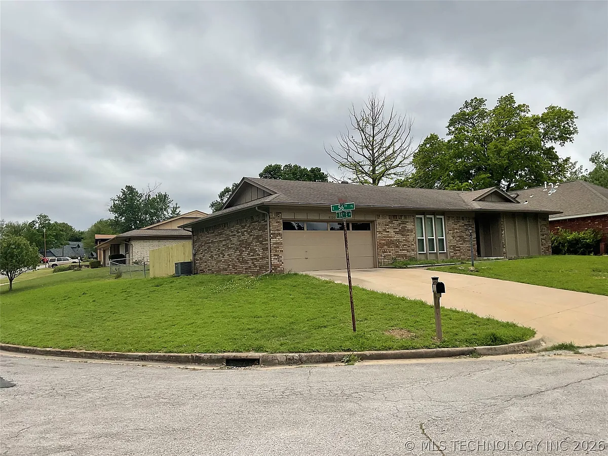 Building Photo - 8320 E 56th Pl