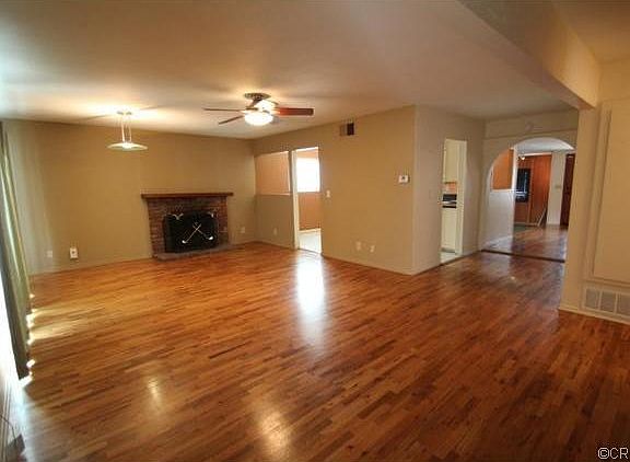 5th image of 3484 Farnham Ave