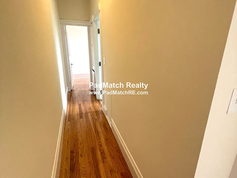 504 Beacon St #5 — Photo 5