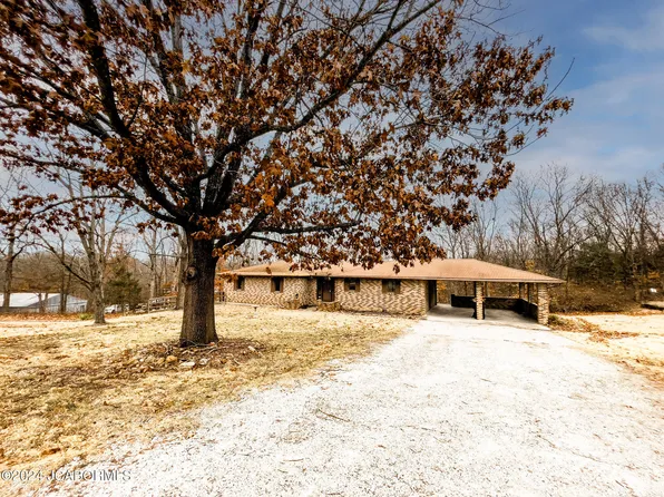 238 Rodney Ln, Holts Summit, MO 65043