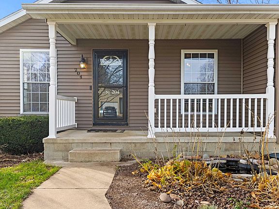 3rd image of 204 S Turtle Creek Dr