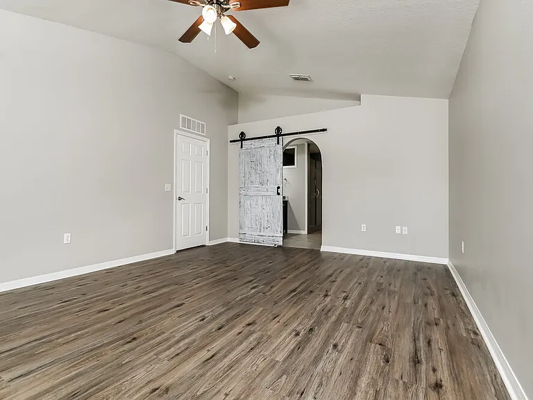 1309 Alhambra Crest Dr — Photo 10