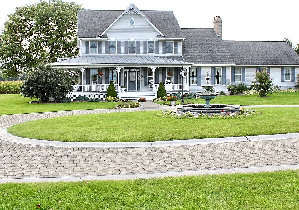 Looking Across Circle Drive