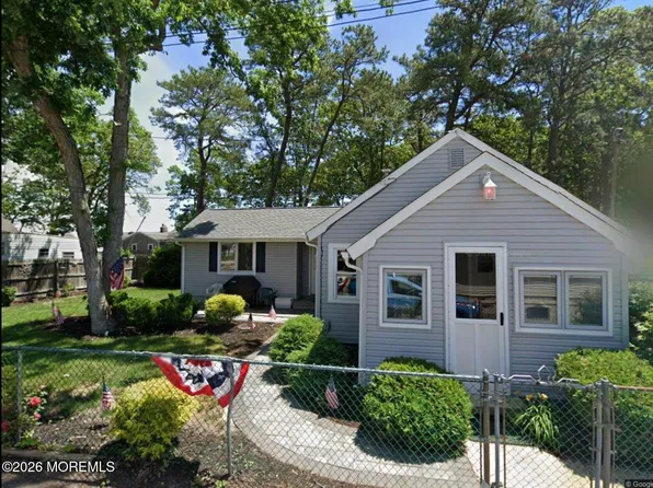 35 Hampton Road, Brick, NJ 08723
