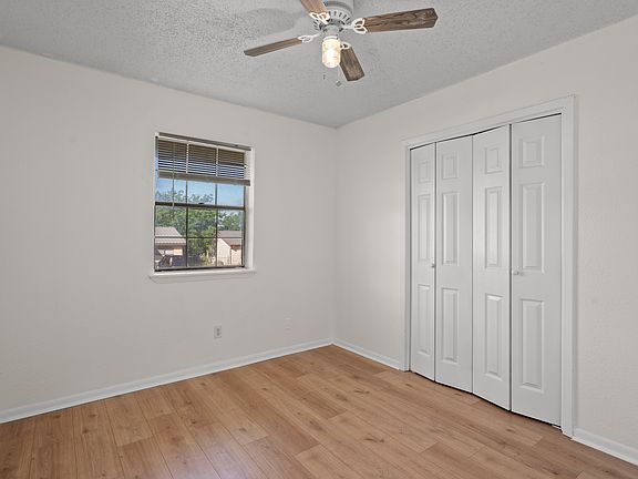 4th image of 904 Traci Dr