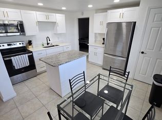 427 Lazy Way #2, Fort Myers Beach, FL 33931