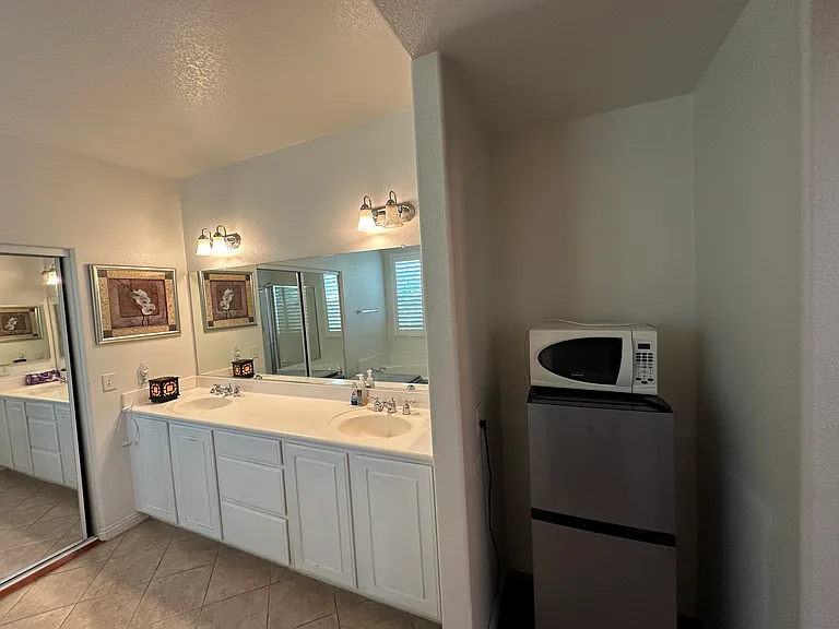 13657 Woodlands St — Photo 6