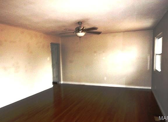 4th image of 7749 Canisius Ln