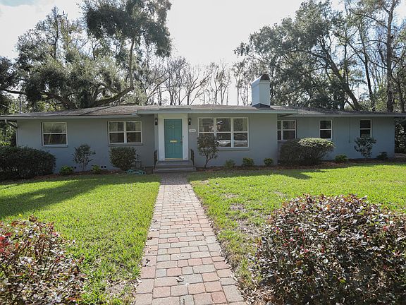 2nd image of 2240 Jose Cir S