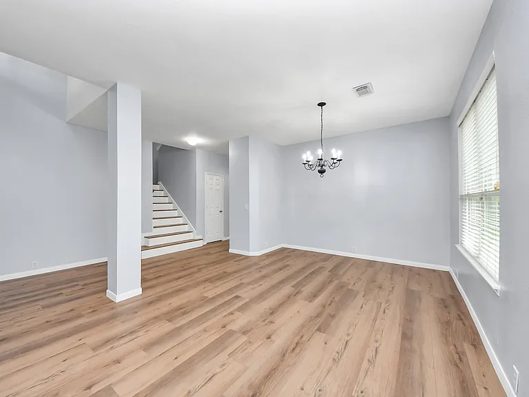 9002 Sundown Dr — Photo 14