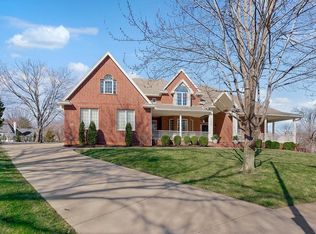 12400 Pembroke Ln, Leawood, KS 66209