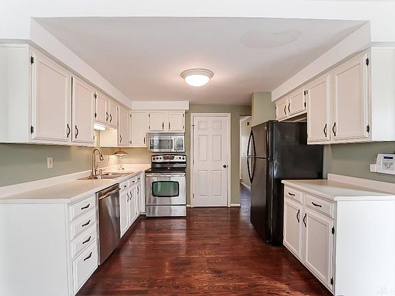 5th image of 5599 Lakeview Dr