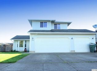 1030 S 10th St, Lebanon, OR 97355