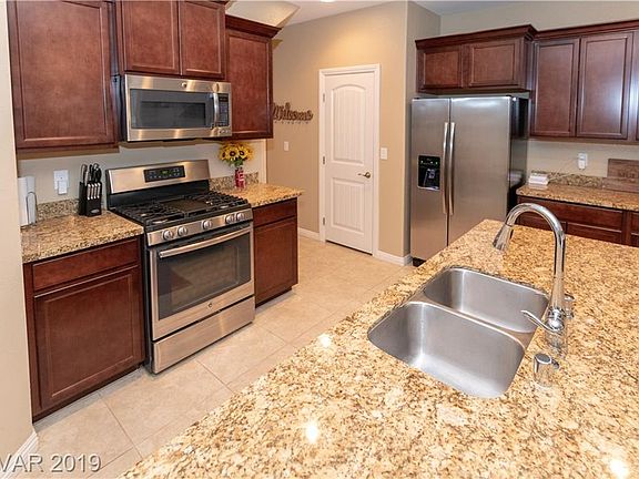 4th image of 3709 Gilmore Creek St