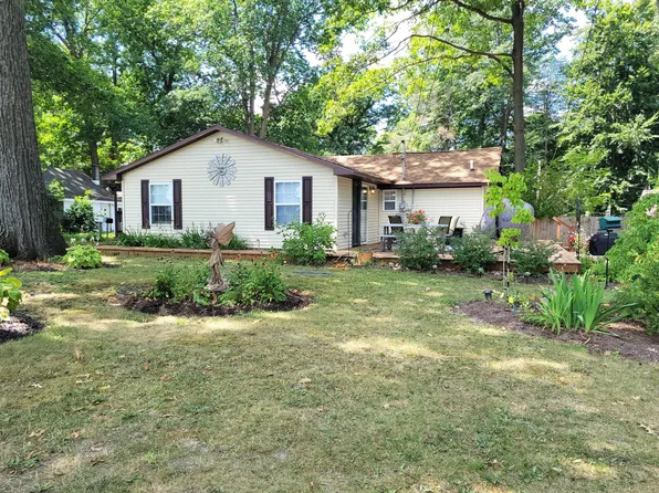 12779 Elton St NE, Gowen, MI 49326