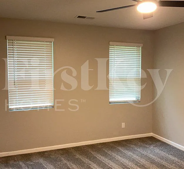 120 Ella Dr — Photo 5