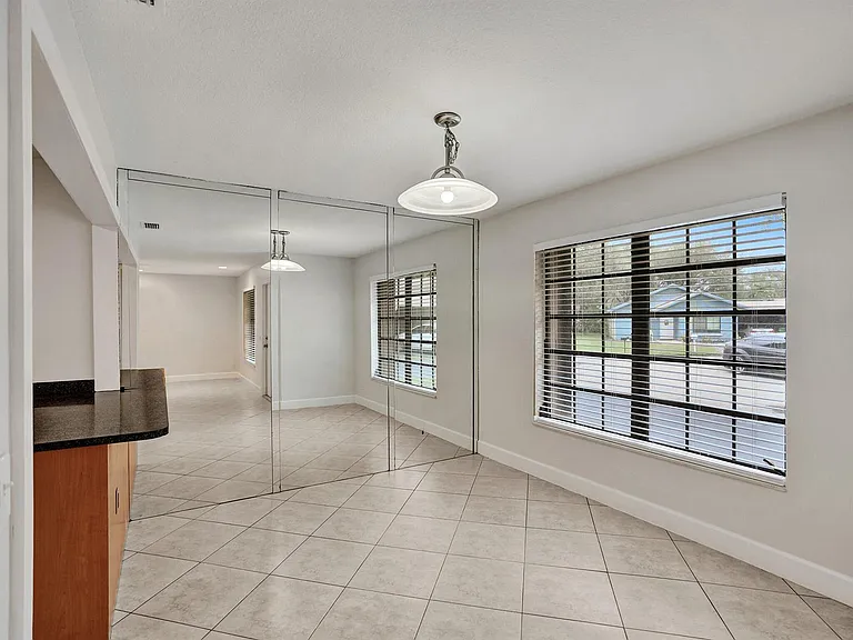 3747 E Valley Green Dr — Photo 10