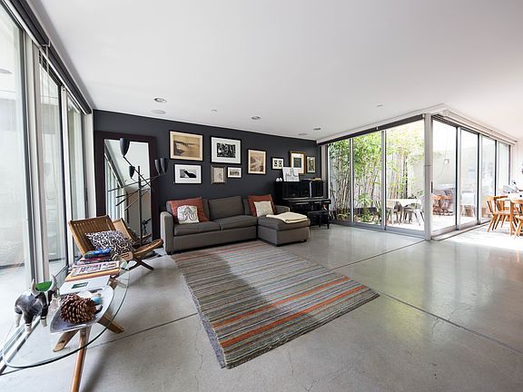 2nd image of 4294 Perlita Ave