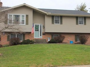 424 N Plum St, Mount Joy, PA 17552