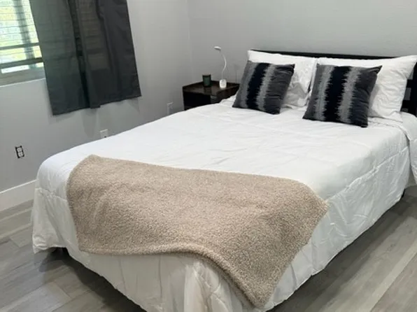 417 D St, Upland, CA 91786