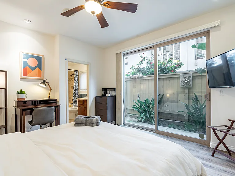 109 W Montecito Way W — Photo 28