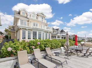 320 McKinley Pl, Avon By The Sea, NJ 07717