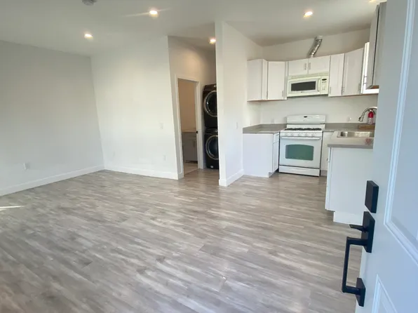 15948 Eccles St, North Hills, CA 91343