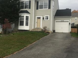 12108 Songbird Ln, Germantown, MD 20876