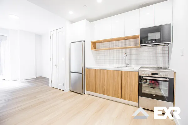 Rented by EXR | media 1