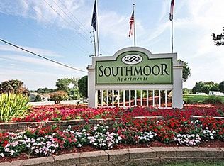 5589 Golf Ridge Dr APT B, Saint Louis, MO 63128