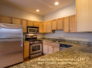 111 2nd St #109, Cambridge, MA 02141